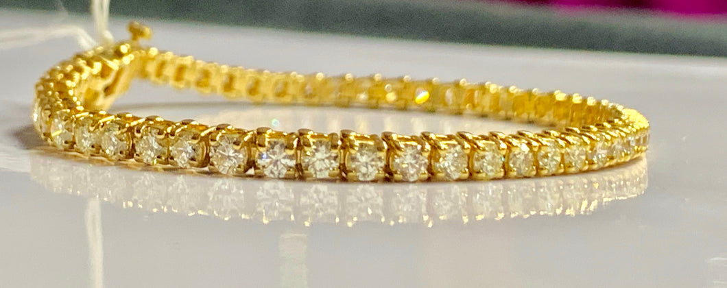 Yellow gold tennis bracelet